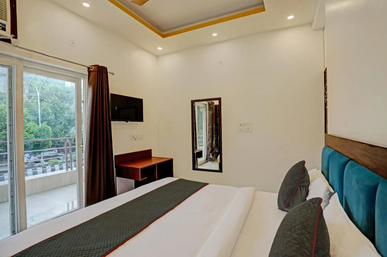 ****  Hotel Ala New Delhi India