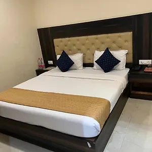 Ivy Plaza Luxury New Delhi