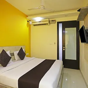 Star Inn-near Delhi Airport Отель