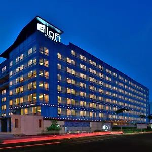 5* Hotel Aloft Aerocity
