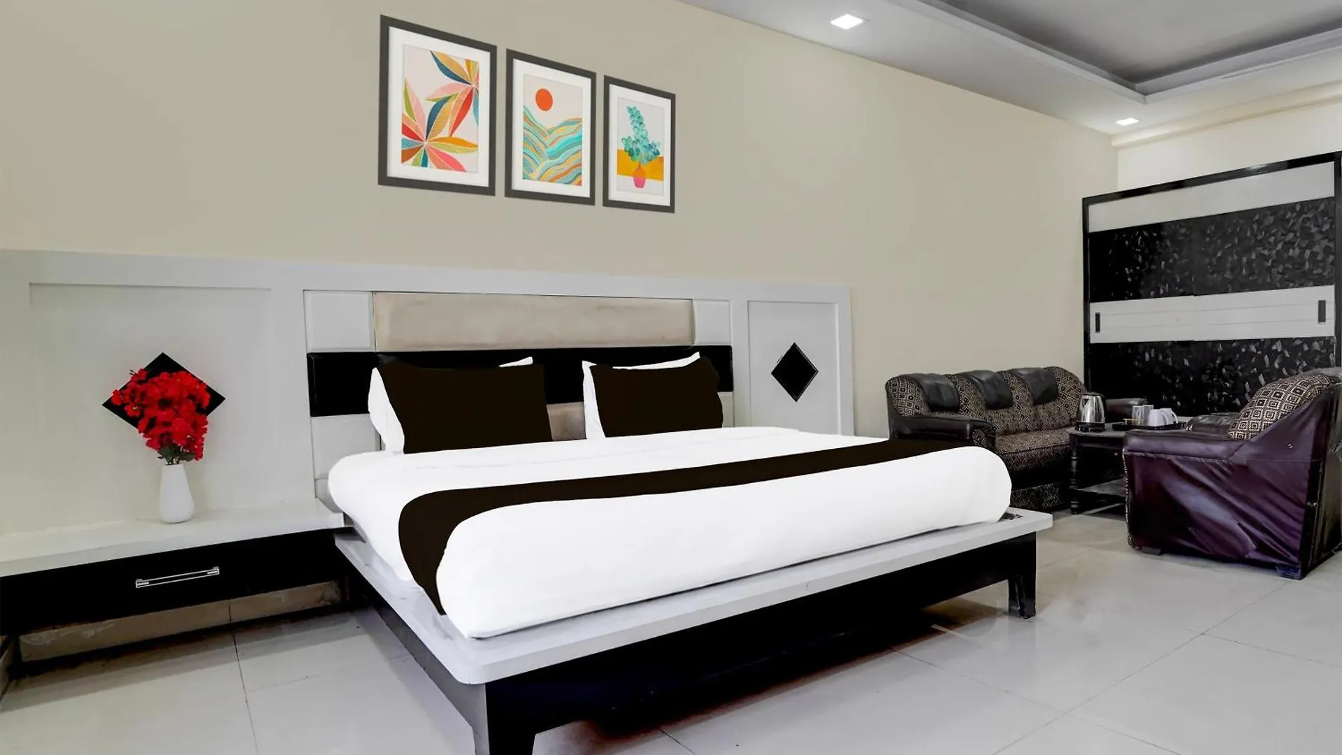Hotel Ala Nuova Delhi 4*,  India